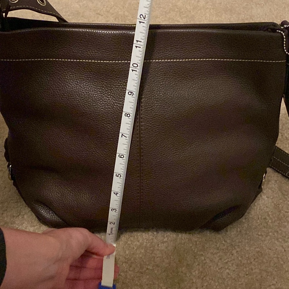 Coach Brown Leather Shoulder Bag with Hobo Silhouette - Picture 15 of 16